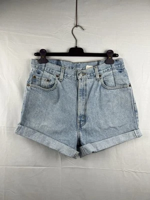Levi’s 505 Women’s High Waist Denim Mom Shorts Pleated Front Back W30 - Image 1 of 4