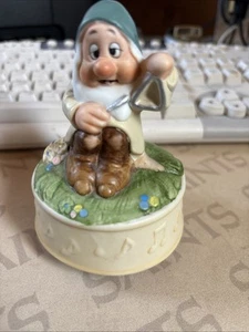 Snizzy Music Box - Picture 1 of 3