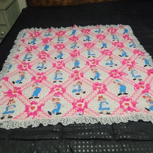 Edredón de bebé vintage Raggedy Ann And Andy hecho a mano Appx 42 X 42 pulgadas WO encaje - Imagen 1 de 6