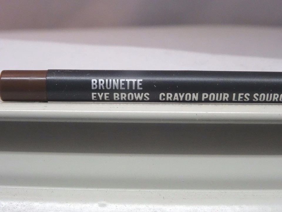 MAC EYE BROW CRAYON - BRUNETTE  - FULL SIZE - NEW NO BOX - Image 1 of 1