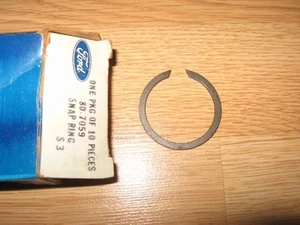 1973-79 Ford Warner Transmission Synchronizer to Shaft Snap Ring 8D-7059 F100/50 - Bild 1 von 1