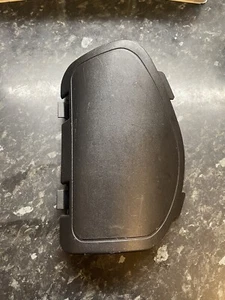 VAUXHALL ASTRA G MK4 COUPE PASSENGER LEFT REAR LIGHT TRIM COVER 93241033 YSA016 - Picture 1 of 7