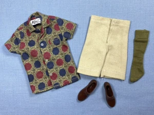 1961 Ken Pantalones Cortos Deportivos Camisa Pantalones Cortos Clon Calcetín Único Marrón Zapatos ¡Muy Bonitos! - Imagen 1 de 7