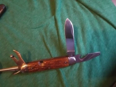 Navaja de bolsillo Ulster vintage de la Segunda Guerra Mundial  Foto 1 de 4