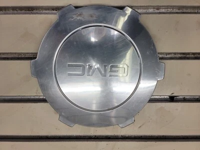 🔥2004-2007 GMC SIERRA 1500 TRUCK YUKON 17" ALUMINUM WHEEL HUB CENTER CAP - Image 1 of 4