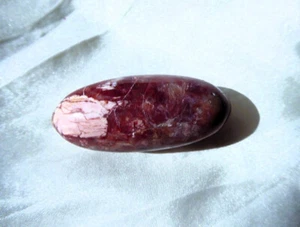 Shiva Lingam aus Pinkopal rosa Opal Australien - Bild 1 von 4