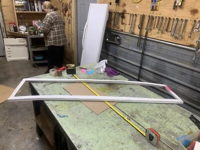 Vedação de junta de porta freezer lateral esquerda KENMORE REFRIGERATOR 253.51692104 - Imagem 1 de 4