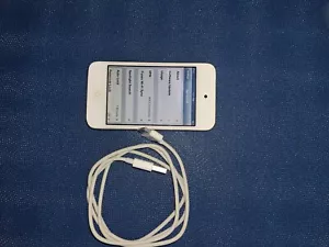 Apple iPod Touch 4th generation 8gb Model - MD057LL/A Home Button Not Working - Picture 1 of 2