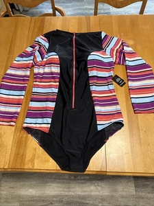 Torrid 3 (3 x 22/24) Langarm Active Tank Rash Guard Reißverschluss vorne Badeanzug Streifen - Bild 1 von 9