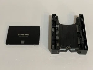 Samsung 860 EVO MZ-76E1T0 V-NAND 2.5" SATA Internal 1TB SSD w/ Icy Dock 3.5" Mnt - Picture 1 of 7