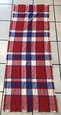 Bufanda vintage roja blanca y azul. Muy largo en muy buen estado. Foto 1 de 4