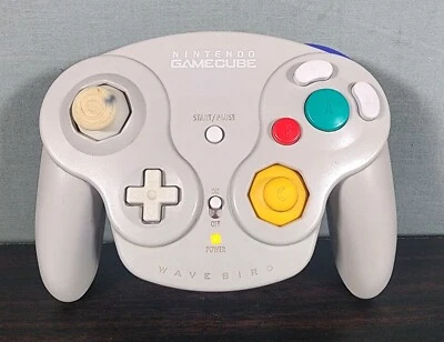 OEM Nintendo GameCube Wavebird Platinum Controller Only NO Receiver - Turns On - Image 1 of 4