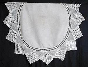 ANTIQUE 49" ROUND TABLECLOTH, 1930's HAND CROCHET 10-1/2" SCALLOPED EDGE - Picture 1 of 12