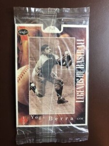 1995 Stouffer’s Legends of Baseball Yogi Berra Pop Up Card HOF SEALED Yankees