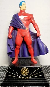 Astro City Samaritan Statue ( Bowen & Busiek ) 392/1000 In Box 1999 With Error - Picture 1 of 10
