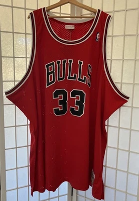 Мужская футболка свингмена Mitchell & Ness Chicago Bulls 1997-98 Scottie Pippen 6XL - Изображение 1 из 4