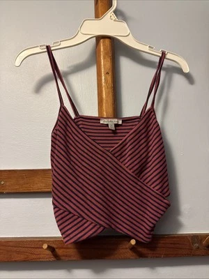 CHARLOTTE RUSSE 粉红色/海军蓝条纹上衣 - M 码 — 第 1/3 张图片