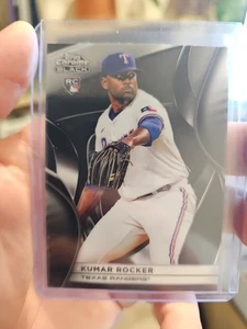 2025 Topps Chrome Black - Kumar Rocker #107 (RC) - Picture 1 of 2
