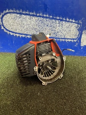 Echo Srm-2655 Petrol Strimmer Trimmer Engine Assembly good Order - Image 1 of 4