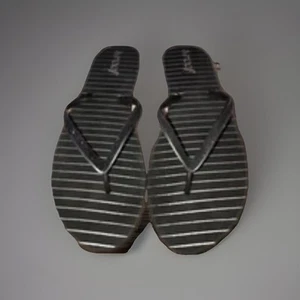 Reef Women's Flip Flops Black Striped Women's 11 - Picture 1 of 10