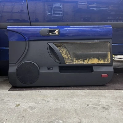 03–10 Volkswagen Beetle Convertible Door Panel OEM Passenger Side Gray  - Image 1 of 4