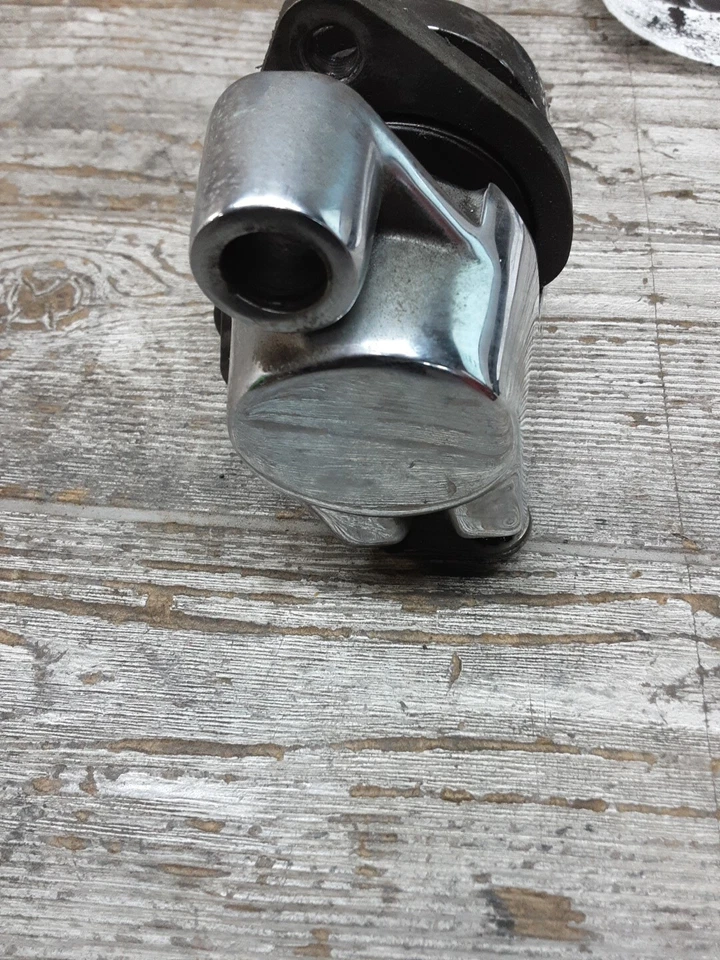 1998 98 94-98 Harley Davidson Road King Front Right Disc Brake Caliper Chrome - Image 1 of 4