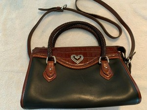 louis vuitton alma vernis amarante