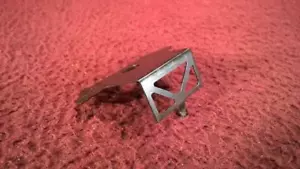 LIONEL POST WAR 52 FIRE CAR - METAL DRIVER PLATFORM - Picture 1 of 3