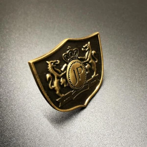 Insignia tótem JDM Cayears Produce emblema JP de latón antiguo para nudo JP Fusa Kiku - Imagen 1 de 12