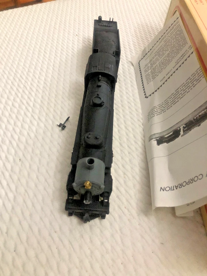 New York Central N° 3267 HO NOIRE/ et GRIS eclairage avant est arrière 4-6-2 - Photo 1/4