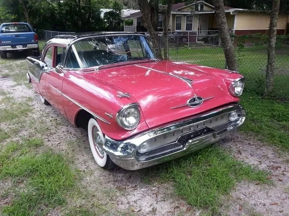 Oldsmobile Super 88 1957 original 371 V8, Jetaway Hydra-Matic, sin óxido Foto 1 de 4