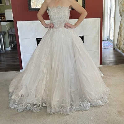 Vestido de novia Paola D’Onofrio princesa rubor sin mangas adornado talla 8 Foto 1 de 4