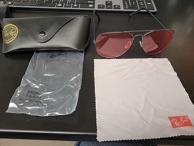 Gafas de sol Ray Ban Aviator 32021 Agordo (BL) Italia lentes y estuche y lente limpia rosa  Foto 1 de 4
