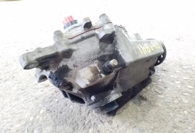 2006 Lexus GS300 Front Differential Carrier AWD - Image 1 of 2
