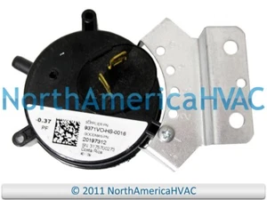 OEM Amana Goodman Furnace Vacuum Vent Air Pressure Switch 20197312 0.37 blue dot - Picture 1 of 1