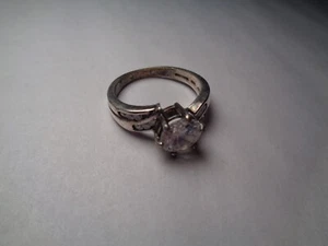 ESTATE VINTAGE WOMENS GEP THAILAND CZ CRYSTAL STONE RING . SIZE 9 US - Picture 1 of 9