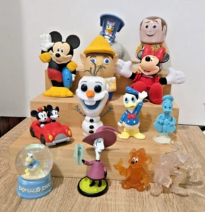 Disney Figuren Konvolut 12 Figuren. Zufälliges Set Tortenaufleger Tasche 1 - Bild 1 von 4