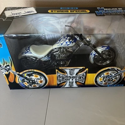Muscle Machines West Coast Choppers 1:10 Jesse James Sturgis Special JJ04-10-03 - Image 1 of 4