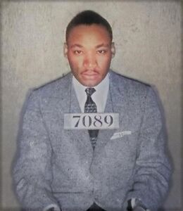 RARE STILL COLOR CLOSEUP THE GREAT DR. MARTIN LUTHER KING ARREST PHOTO