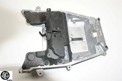 Kawasaki Ninja H2 SX SE 2020 2019 subchasis trasero 32160-0960 Foto 1 de 4