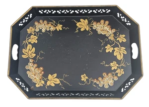 Schönes Vintage großes handbemaltes achteckiges Tole Tablett mit vergoldetem Weinrebenmuster - Bild 1 von 11