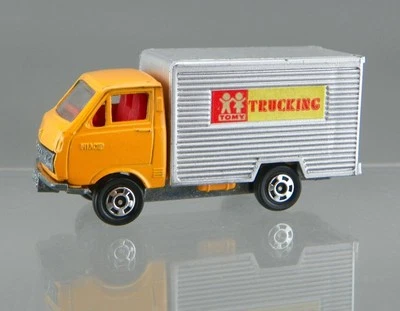 Tomica Pocket No.38.50 S=1/68 Diecast Tomy Trucking Toyota Hiace 1975 de colección casi nuevo Foto 1 de 4