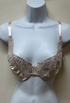 Vintage Christian Dior Lace Nylon Bullet Push Up Bra Size 34C NEW NOS - Image 1 of 4