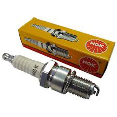 Triumph THRUXTON SPARK PLUGS X 2ea DPR8EA-9 ALL AIR COOLED MODELS - Image 1 of 4