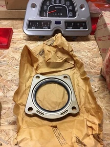 Seal Oil For Rear Axle Shaft  toyota land cruiser  bj fj fzj hdj ref 90313-93001 - Photo 1 sur 5