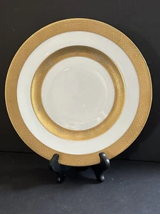 Royal Bavarian Hutschenreuther Selb Bavaria 22K Gold Encrusted Dinner Plate - Picture 1 of 12