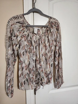 American Rag Blouse Womens Small Crochet Boho Feather Print Crew Tie Front Top - Image 1 of 4