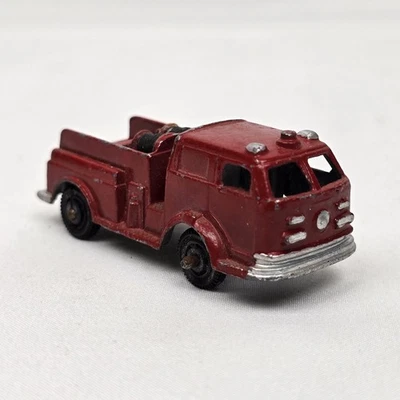 Tootsie Toy Fire Engine Pumper Red diecast Metal Toy 1:64 Vintage painted - Image 1 of 4