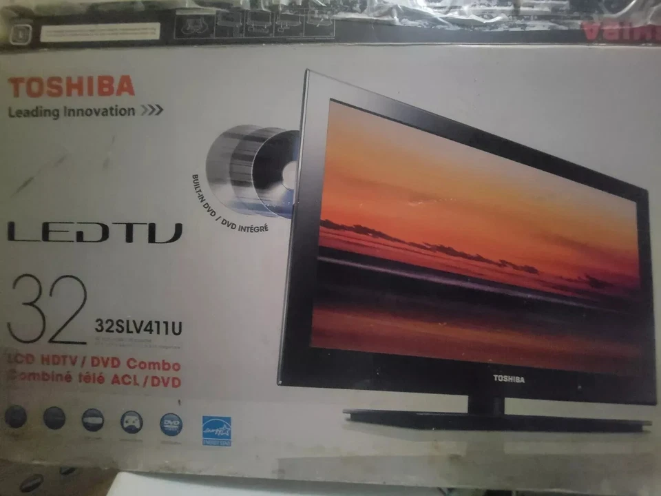 2 Tv's.Toshiba, Coby flat screen tv with built in DVD playerr, Toshiba Without. - Image 1 of 4