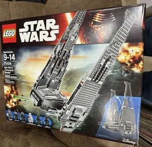 LEGO STAR WARS: KYLO REN'S COMMAND SHUTTLE (75104) 1005 PCS RETIRED/COMPLETE SET - Picture 1 of 7